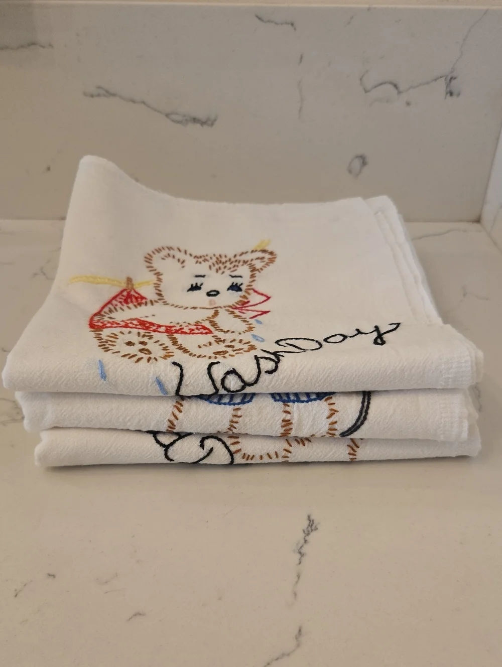 Vintage Embroidered Bears Lot Of 3 Cotton Dish Tea Towels Large 32 x 32 Inches